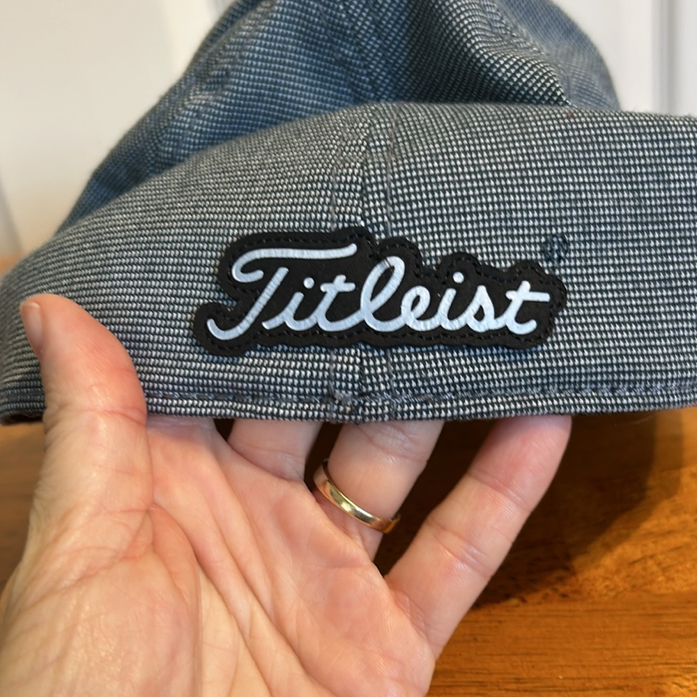 Titleist Raised Embroidery Logo A-Flex Ball Cap - Picture 3 of 7